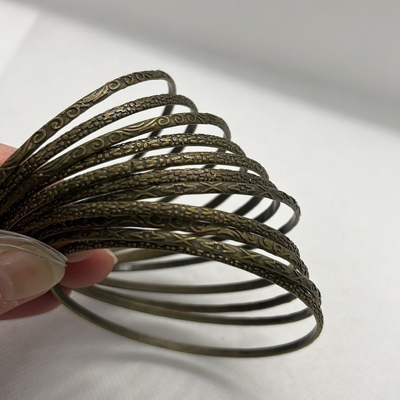 Womens Gold and Sliver Tone Stack Bangle Bracelets - Picture 6 of 16